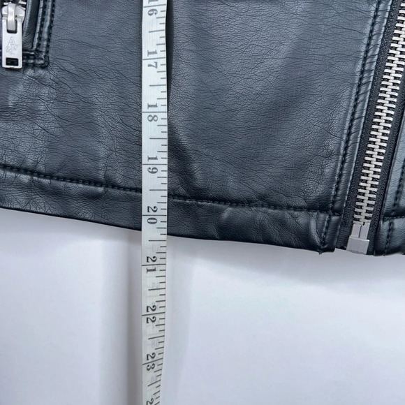 Abercrombie & Fitch Vegan Leather Moto Jacket Black Zip Up Biker Size Small - Picture 10 of 10